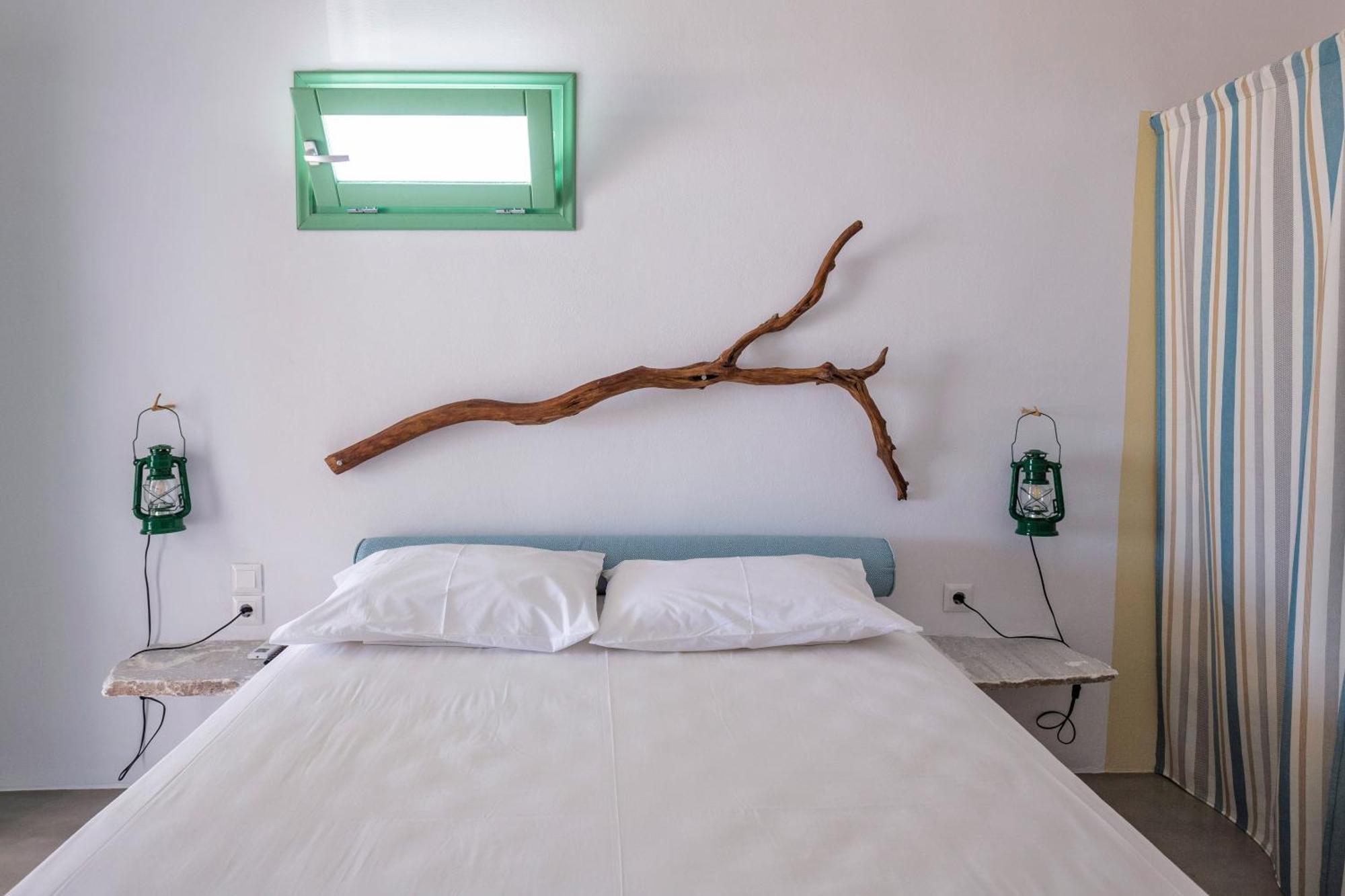 Ailouros Scenic Guest Houses Schoinoussa Bagian luar foto
