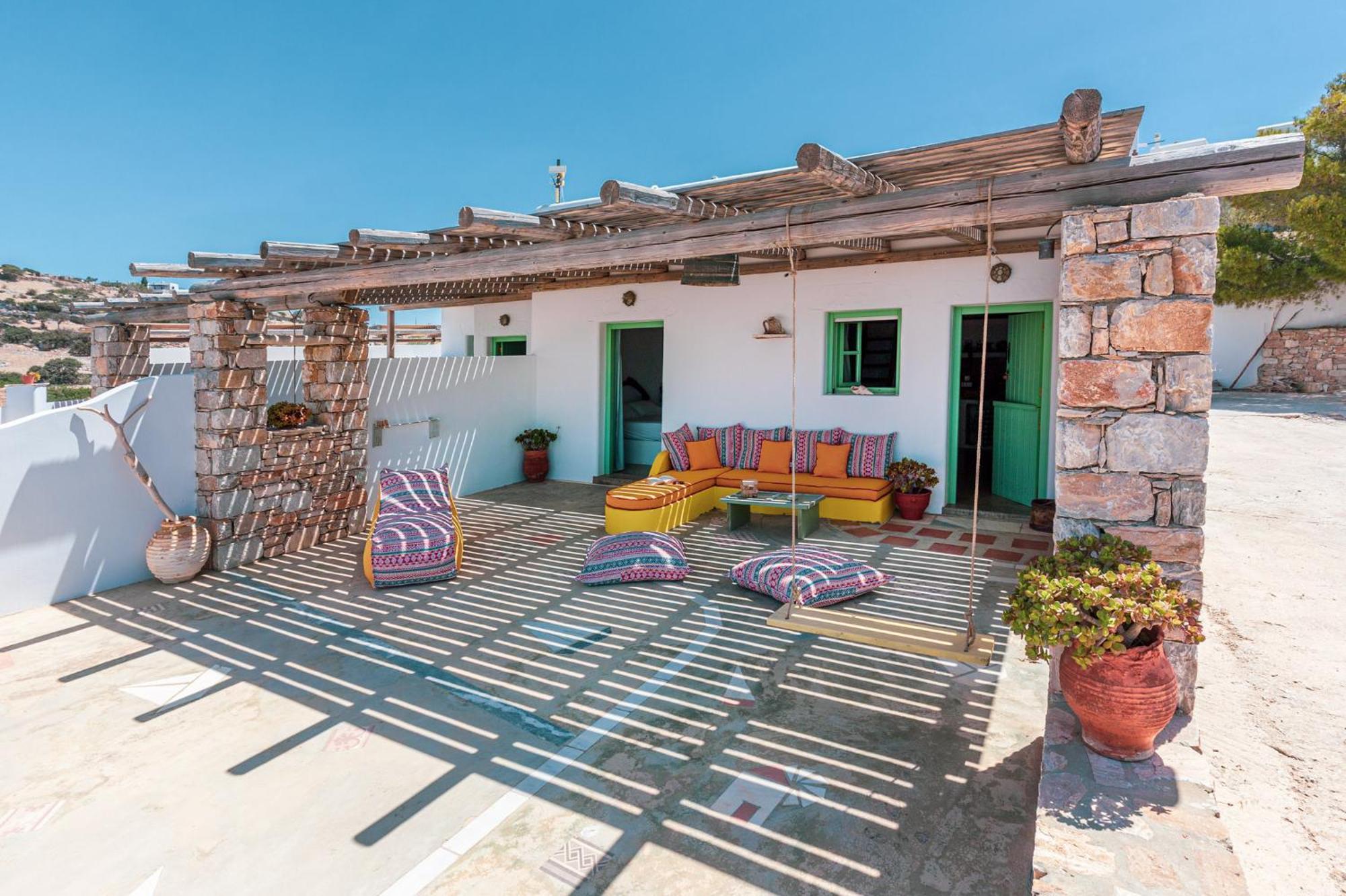 Ailouros Scenic Guest Houses Schoinoussa Bagian luar foto