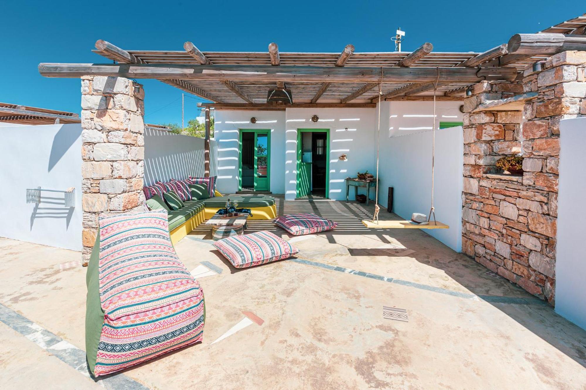Ailouros Scenic Guest Houses Schoinoussa Bagian luar foto